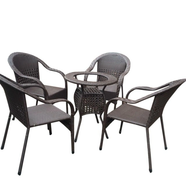 ban ghe san vuon dep4