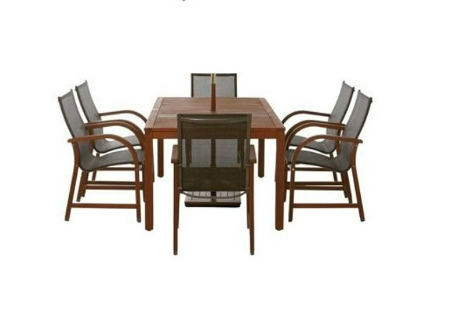 nhung mau thiet ke ban ghe ngoai troi dep avatar